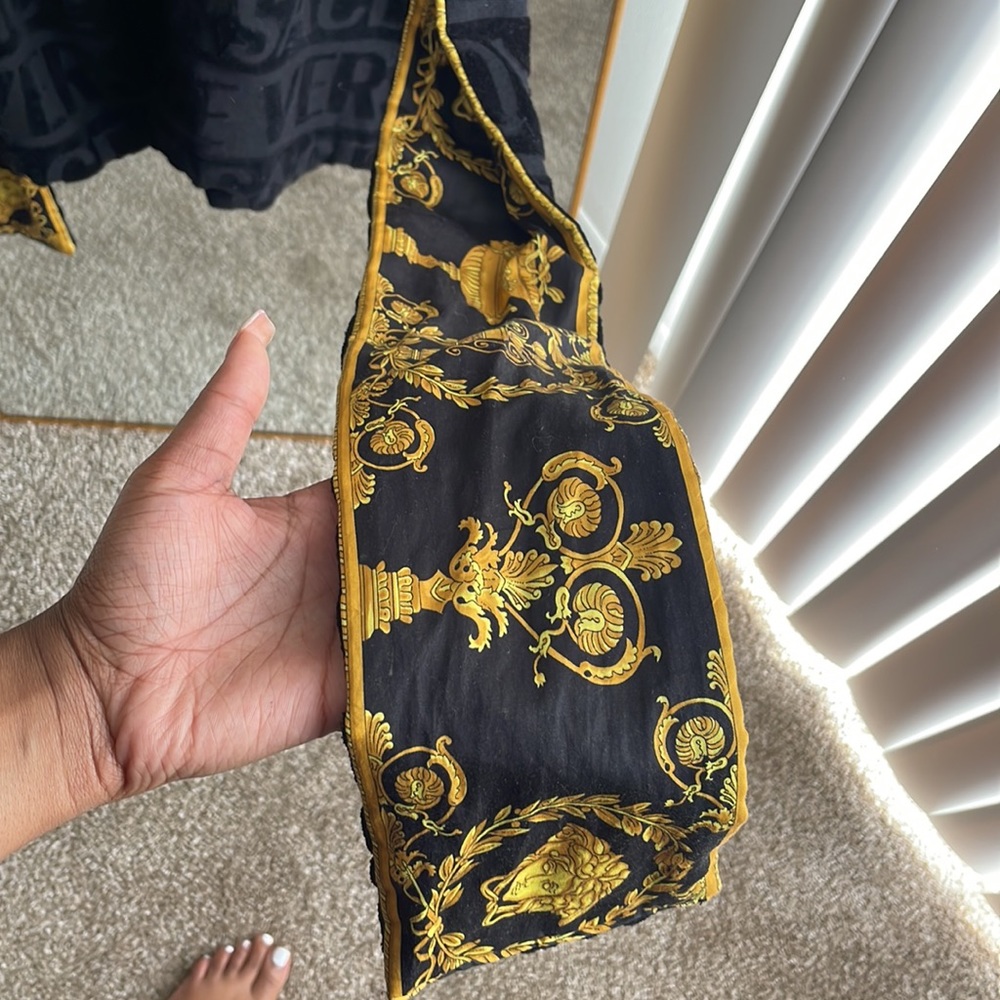 Versace Robe - Picture 4 of 9